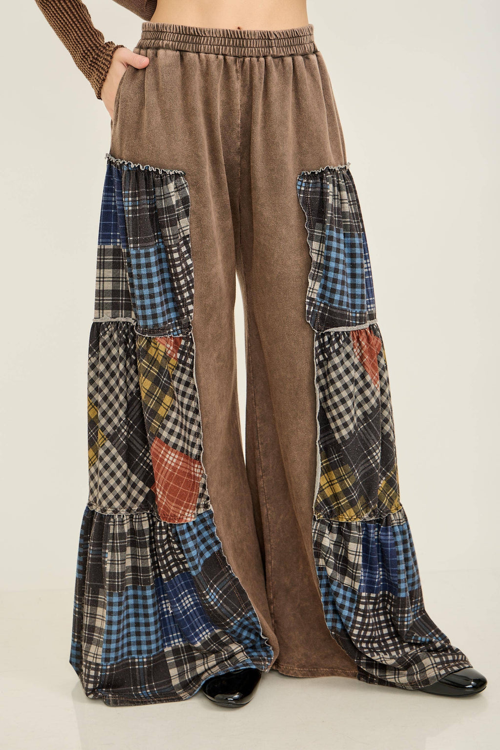 JHER Mineral‑Washed Tiered Plaid Wide Flare Pants