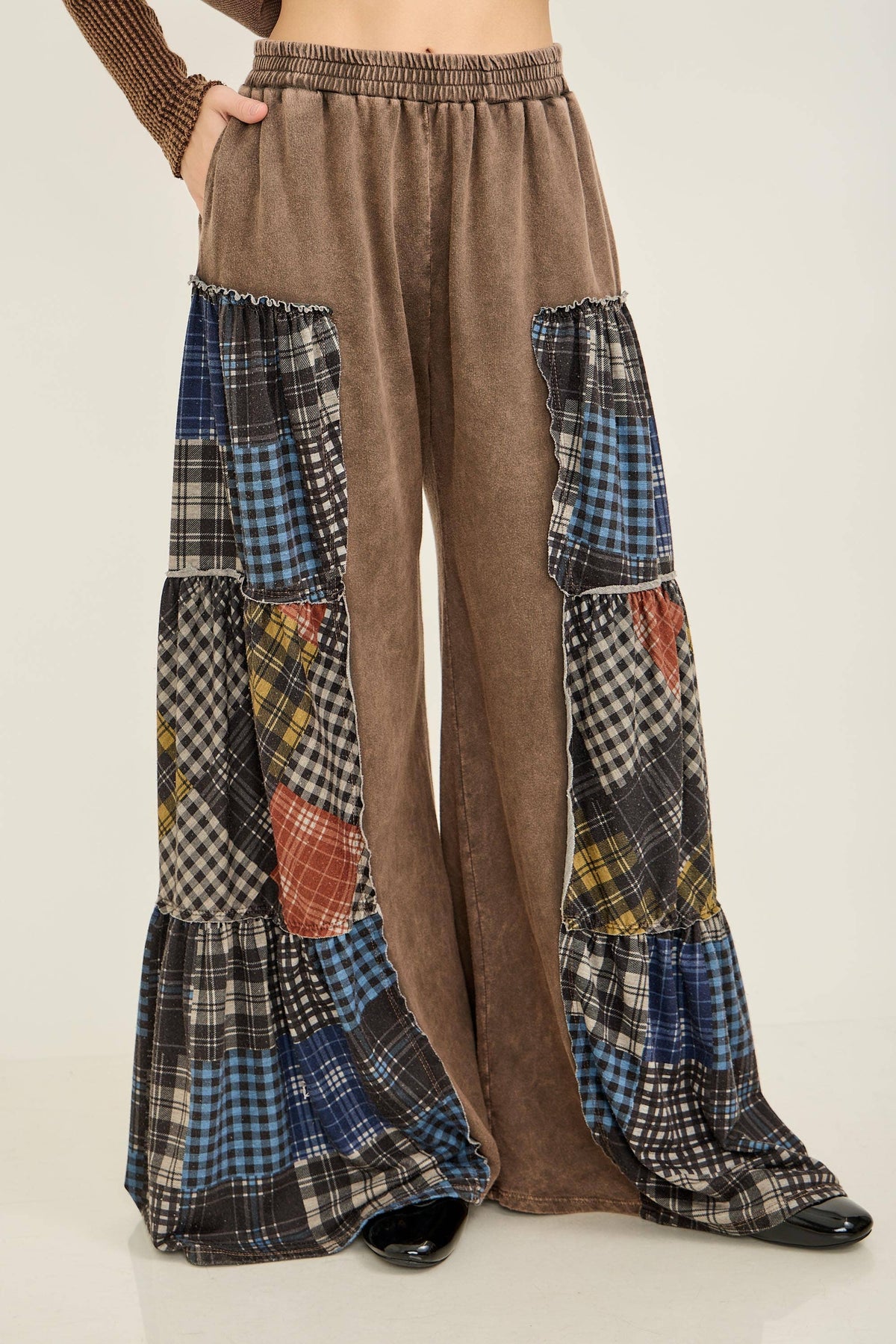 JHER Mineral‑Washed Tiered Plaid Wide Flare Pants
