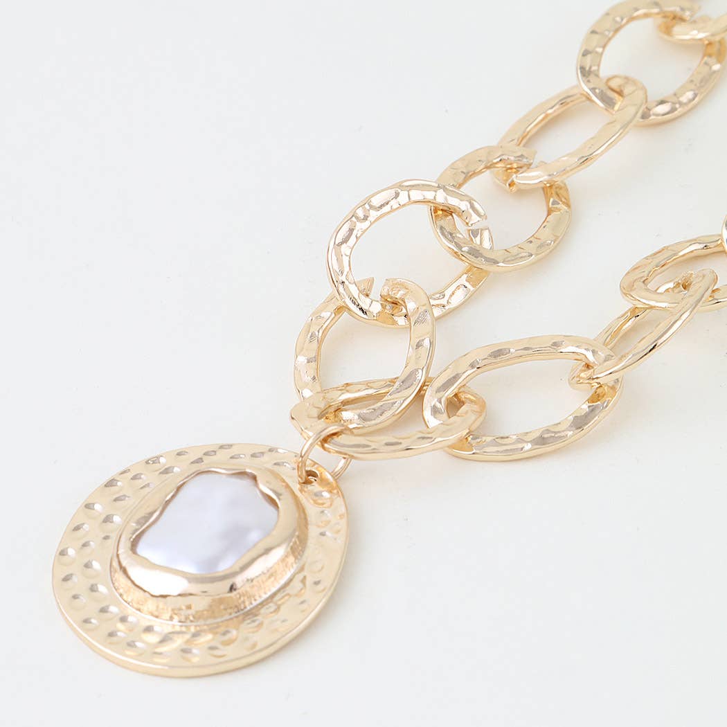 Hammered Pearl Disc Chain Necklace: GCR