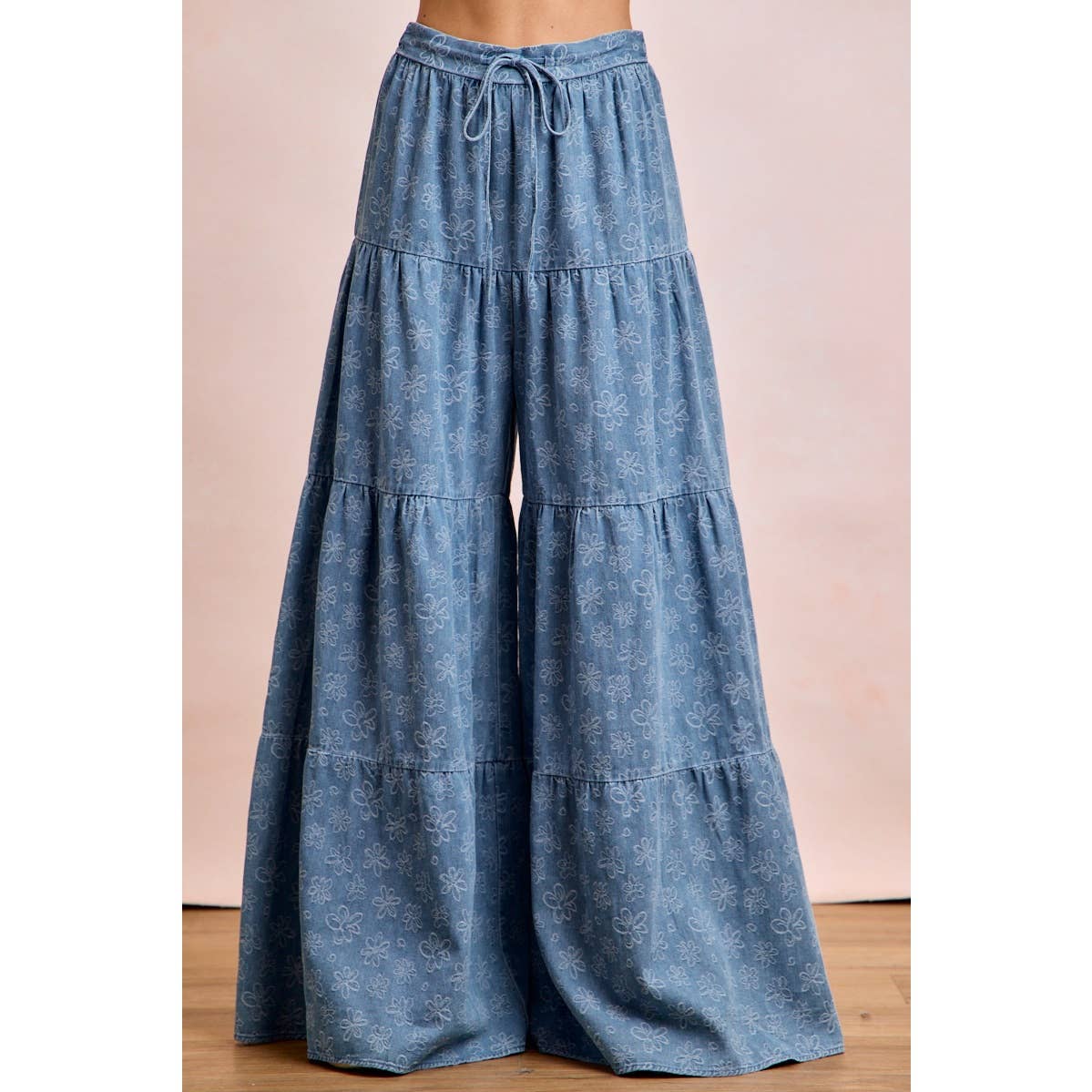 FLORAL TIERED FLARE DENIM PANTS: DENIM