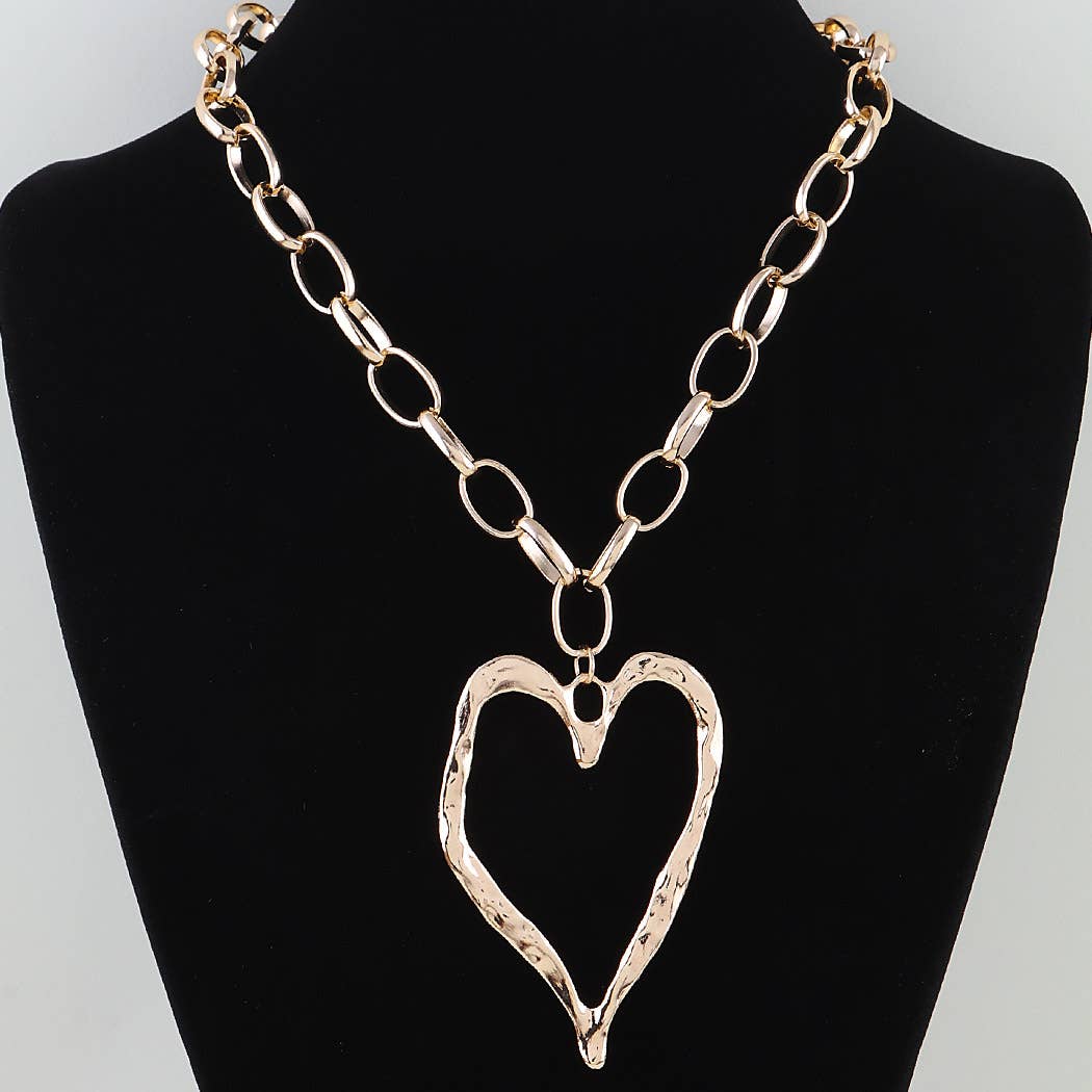 Hammered Heart Chain Necklace: GD