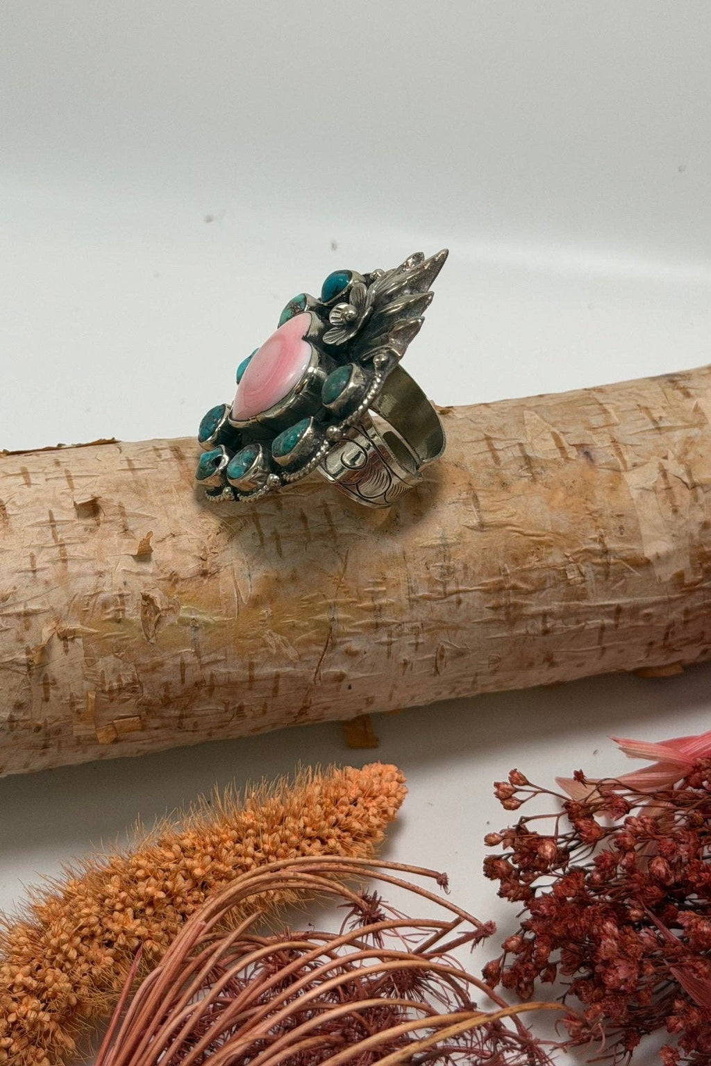 Boho Wanderlust Boutique - Flaming Heart in Pink Shell & Turquoise Ring