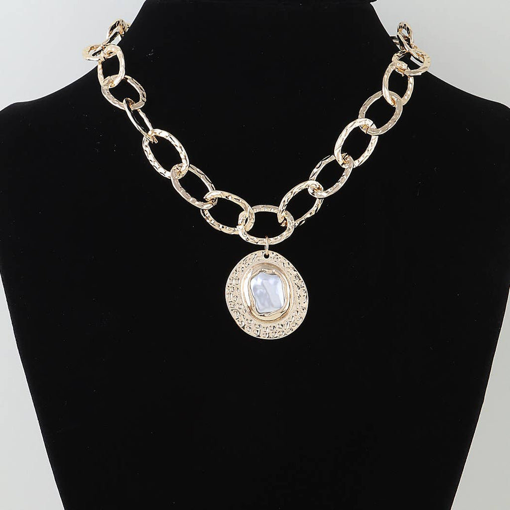 Hammered Pearl Disc Chain Necklace: GCR