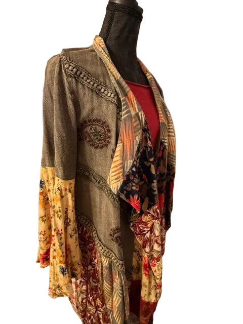 Young Threads Patchwork Kimono – Boho Wanderer
