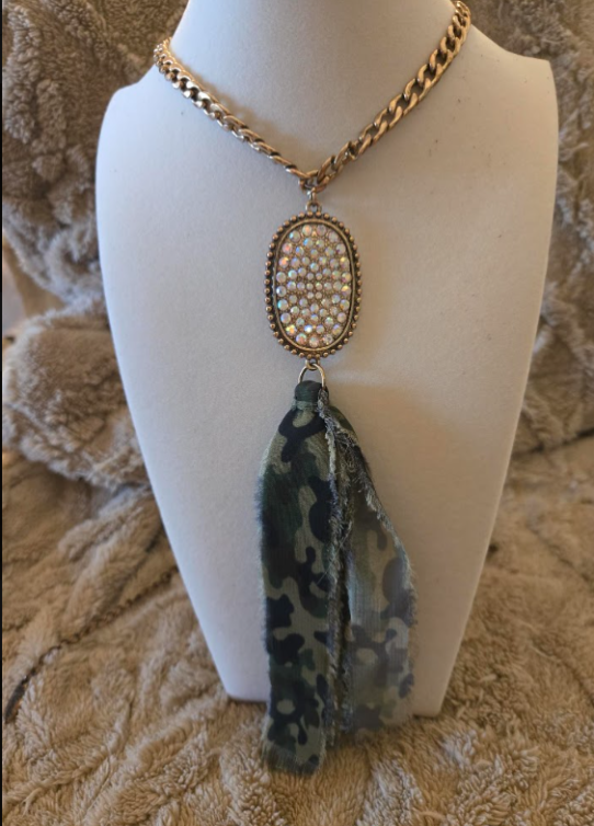 “Camo Spark” Rhinestone Pendant Necklace