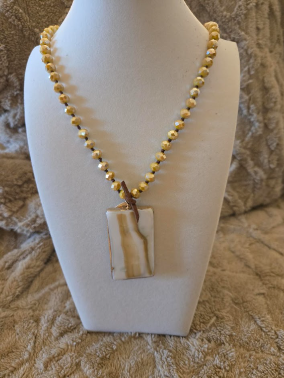 “Sierra Stone” Beaded Pendant Necklace