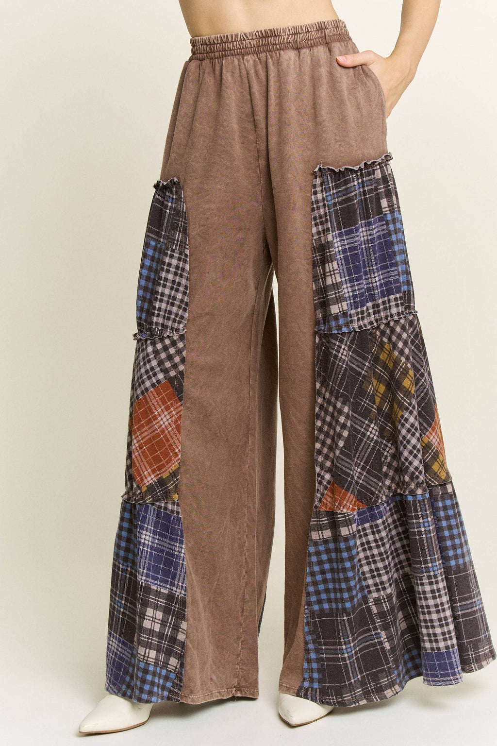 JHER Mineral‑Washed Tiered Plaid Wide Flare Pants