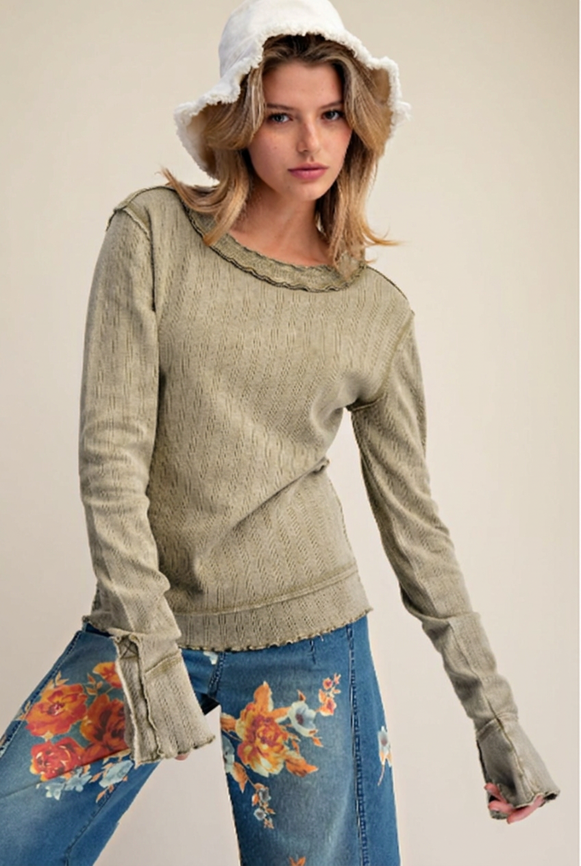 Close-up sweater matched to the gray-olive reference