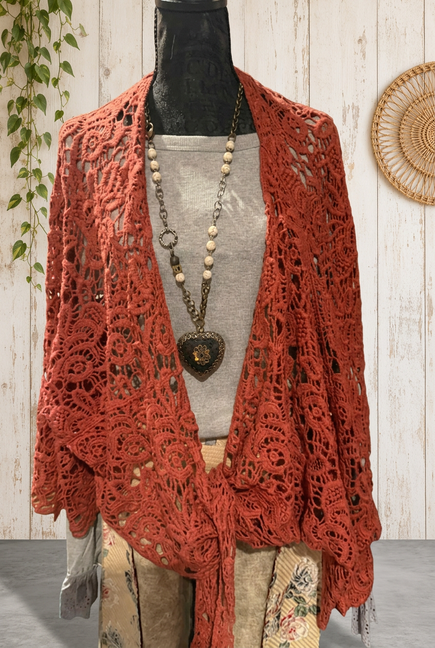 Mannequin outfit with whitewashed wood backdrop